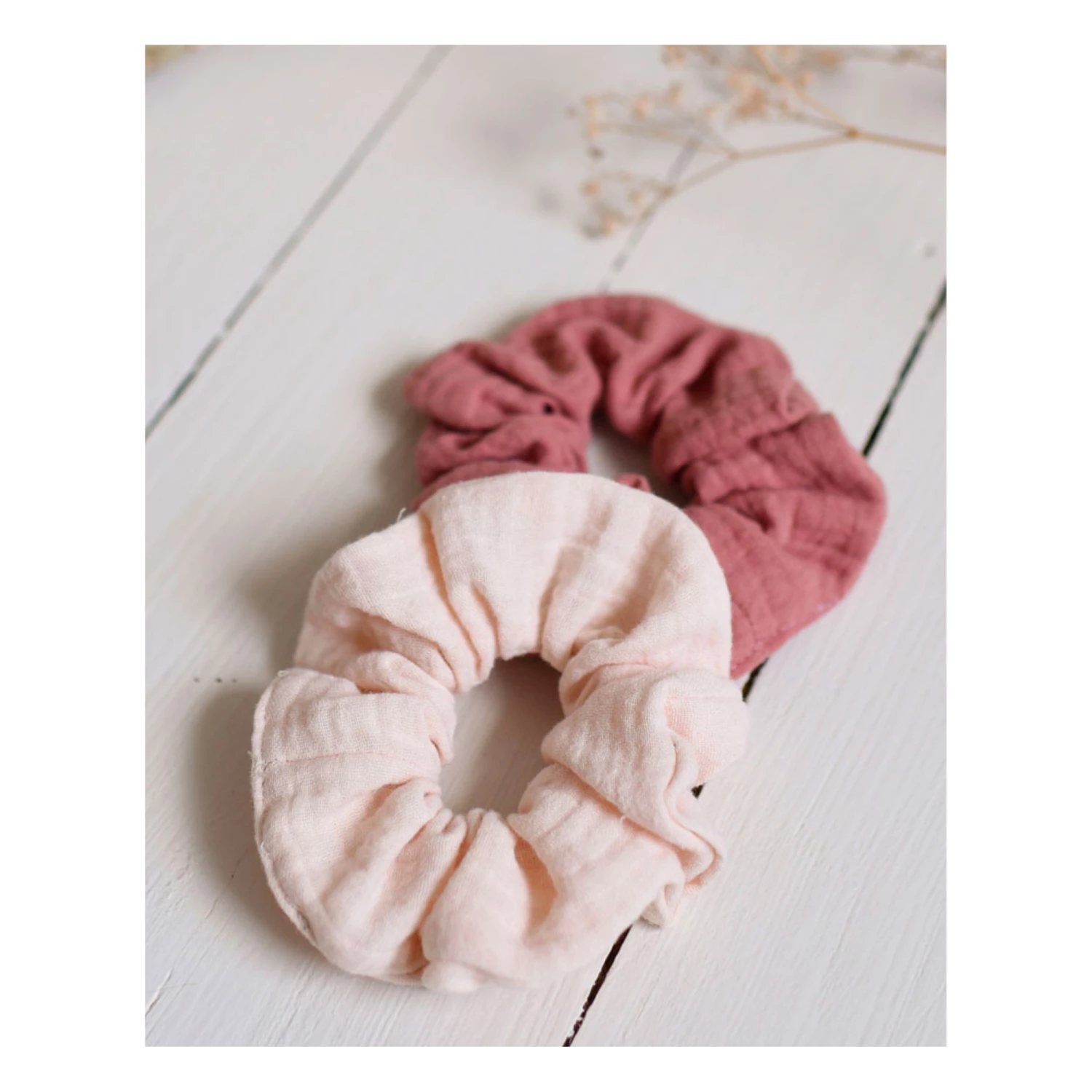 Best Pirce 🛒 Cotton Muslin Scrunchies - Set of 2 Pink Bachca Fashion Children ✨ 3 Best Pirce 🛒 Cotton Muslin Scrunchies - Set of 2 Pink Bachca Fashion Children ✨ - Image 3