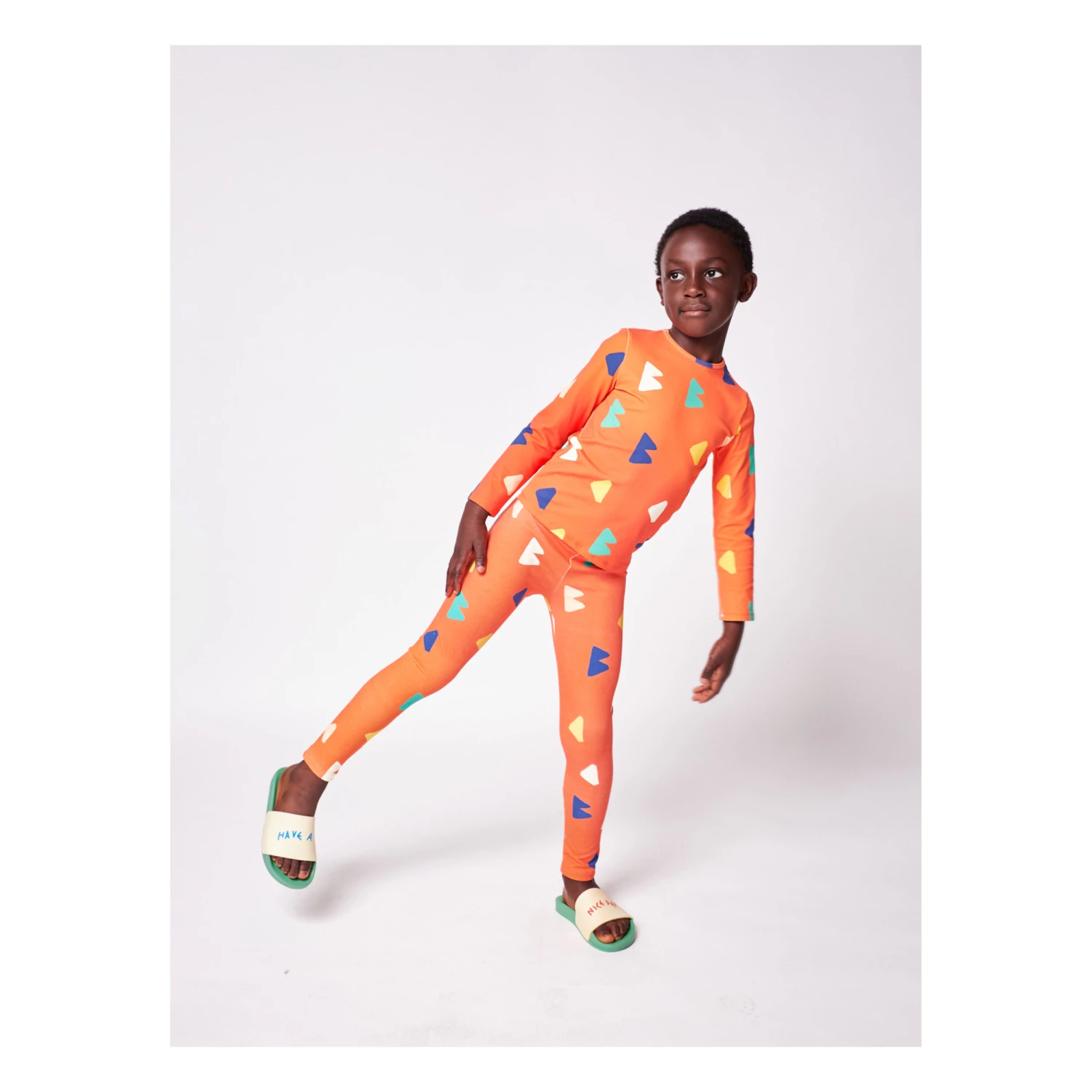 Best Pirce ๐ Recycled Nylon Anti-UV T-shirt Red Bobo Choses Fashion Children ๐งจ 4 Best Pirce ๐ Recycled Nylon Anti-UV T-shirt Red Bobo Choses Fashion Children ๐งจ - Image 4